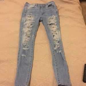 American Eagle Size 4 Distressed Jeans